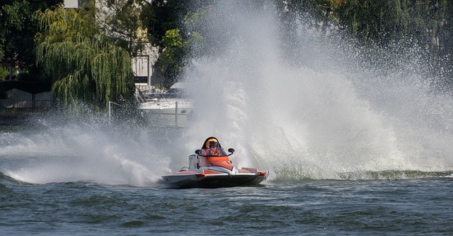 以其辉煌的 以其辉煌的